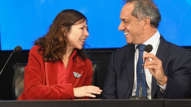 batakis descarto una devaluacion: el tipo de cambio esta en equilibrio