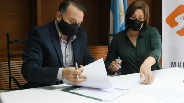 respaldo a un aliado: carreras y otra foto con el mas discolo del pj