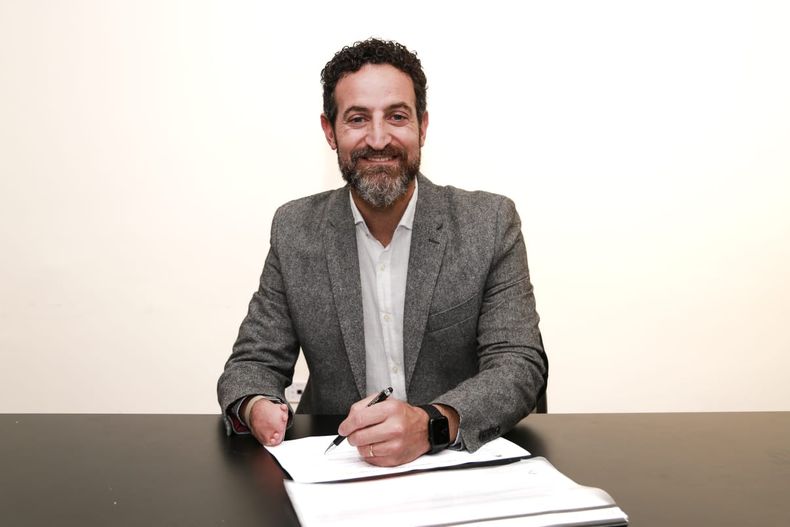 Roberto Sukerman. Candidato a convencional constituyente.&nbsp;