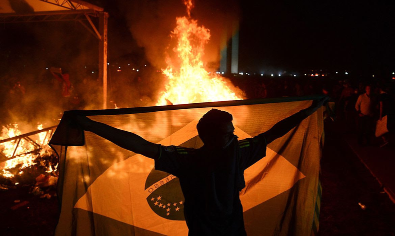 Las protestas de 2013 en Brasil. (Foto: Fabio Rodrigues-Pozzebom, Agência Brasil).