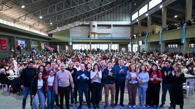 Días atrás, el socialismo se reunió en un locro multitudinario. Postura aunada con las leyes de seguridad.