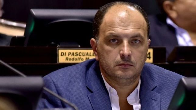 diputado massista, cerca del bloque de intendentes en la legislatura bonaerense