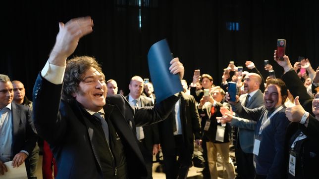 Javier Milei, después de su discurso en el congreso de LLA.