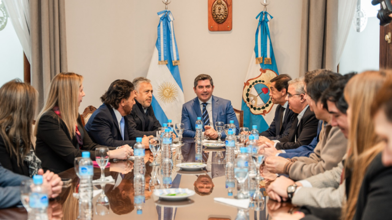 Los cinco gobernadores del cobre se reunieron en San Juan. 