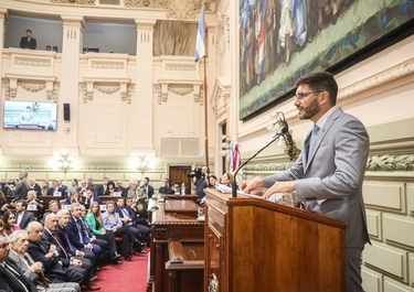 La Legislatura de Santa Fe le dio luz verde a la reforma constitucional impulsada por Maximiliano Pullaro.
