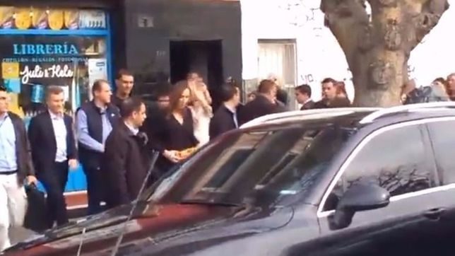 docentes escracharon a macri y vidal en tigre y les pidieron paritarias