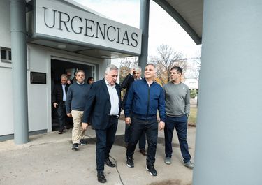 Martín Llaryora entregó fondos, ambulancias y equipamiento en el hospital regional de Marcos Juárez