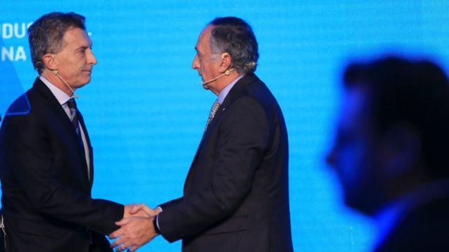 el var a los ?ladrones de gallinas?: por que se enojo la uia con macri