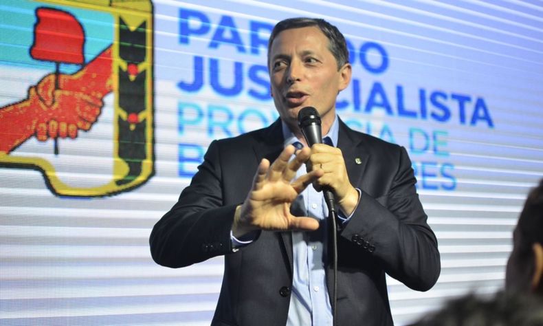 Fernando Gray tiró la primera piedra: pidió que Alberto Fernández y Máximo  Kirchner renuncien al PJ