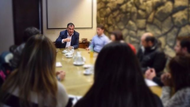 la oposicion prepara una medida judicial para frenar el avance de capsa