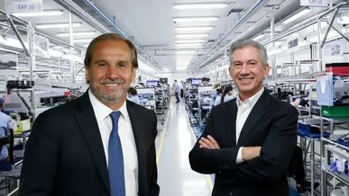 Toto Caputo define el destino de u$s 200 millones que iban a ampliar la matriz productiva