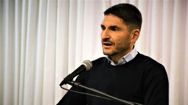 El precandidato a gobernador Maximiliano Pullaro respondió acusaciones