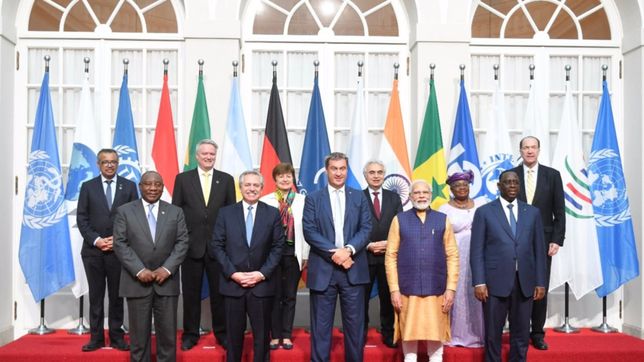 siete bilaterales, la agenda full time de fernandez en el g7, lejos de la interna