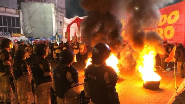 paro de la cgt: la izquierda calienta la calle con mas de 20 cortes