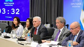 Audiencia de la ley de Glaciares en Diputados. Daniela Vilar (ministra de Ambiente de la provincia), Nicolás Mayoraz (diputado del Gobierno) y Roberto Moreno, ministro de gestión ambiental y minería de la provincia de San Juan.&nbsp;
