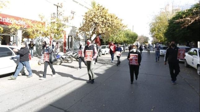 al borde del colapso, pymes rionegrinas se movilizaron en medio del aislamiento