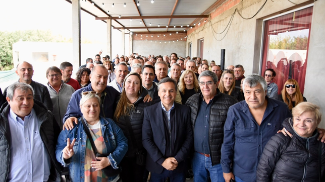 El ministro de Transporte de la Nación en un encuentro con dirigentes sindicales de Rosario.