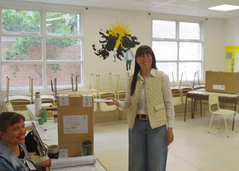Julieta Corroza, la candidata de La Nequinidad al Senado.  Julieta Corroza, la candidata de La Nequinidad al Senado.