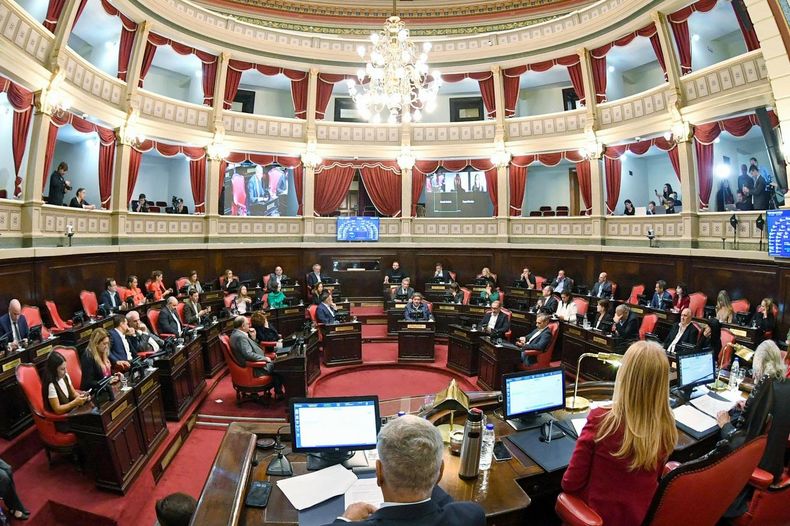 El Senado sancionó los pliegos de los nuevos directores. El gobierno de Axel Kicillof aún no los oficializó.