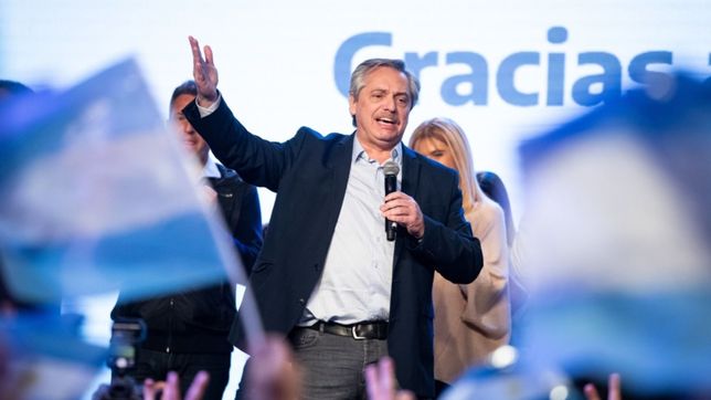 fernandez amplia su ventaja y supera el 54% de intencion de voto