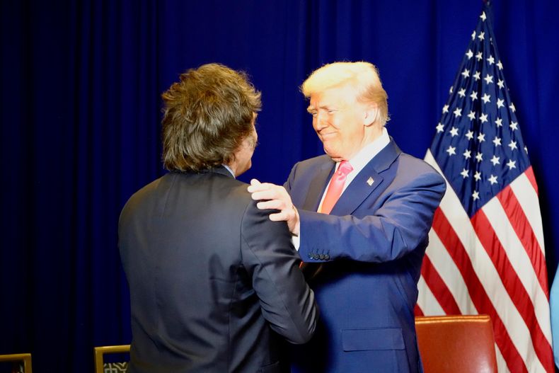 Javier Milei con Donald Trump