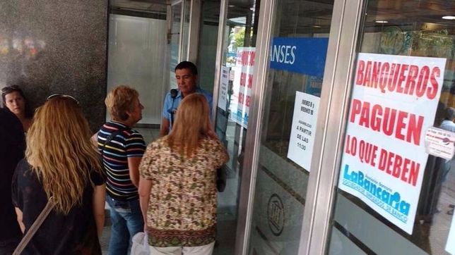 el lunes los bancarios definen la fecha del paro nacional