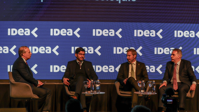 Los gobernadores Maximiliano Pullaro, Rogelio Frigerio y Martín Llaryora. Esta tarde en Rosario, juntos para defender el centrismo.