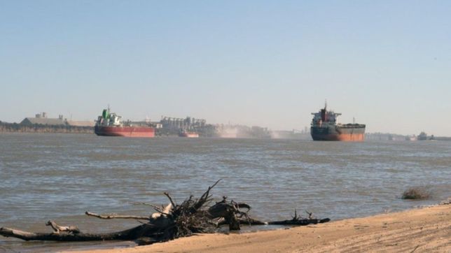 sin licitacion aun, entidades portuarias insisten con el dragado de la hidrovia