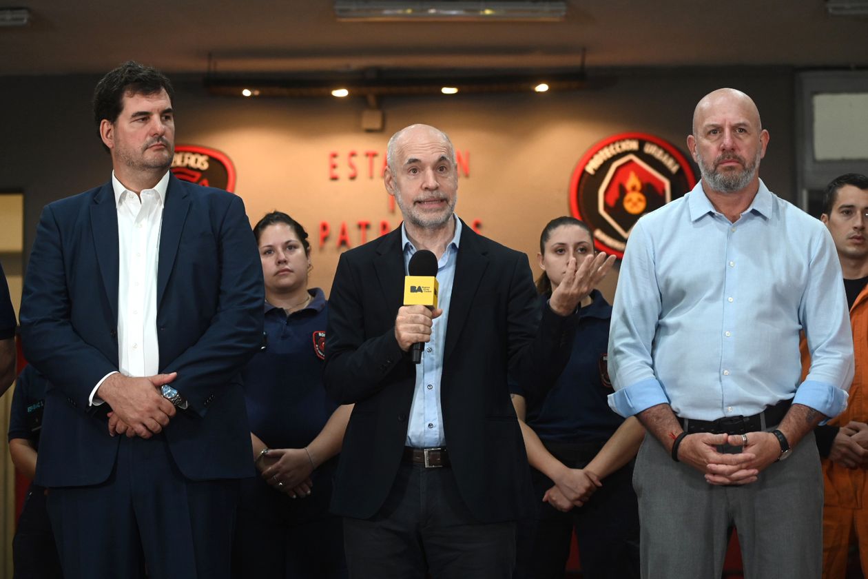 Larreta bomberos.JPG
