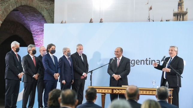 con nuevo gabinete, el presidente lanza en el conurbano el plan remontar