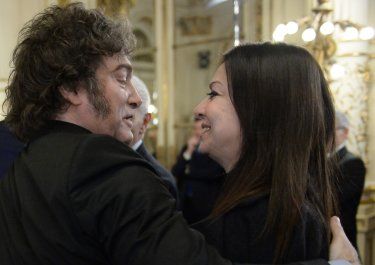 Javier Milei y Sandra Pettovello.
