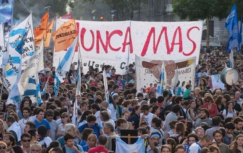 A más de cuatro décadas de la recuperación de la democracia, el desafío no es sostener y fortelecer los acuerdos que tanto costó alcanzar, señala el autor.