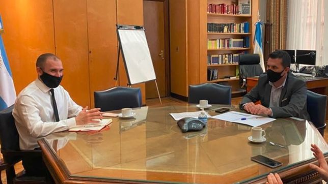 nuevo conflicto por deuda gasifera deja en offside a guzman y martinez