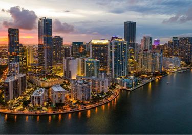 Miami, debilidad argentina y paraíso del dólar barato de Javier Milei.