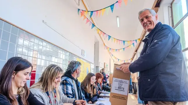 Nelson fue una Sombra: Azul, único distrito pintado de violeta en la Séptima sección