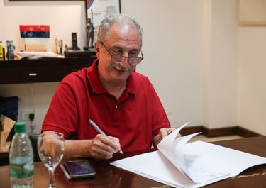 Hugo Passalacqua prorrogó medidas de alivio fiscal para sostener empleo y producción en Misiones.