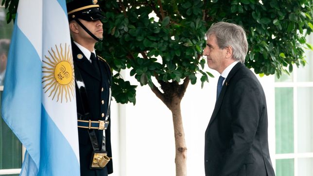 Toto Caputo no pudo frenar la aceleración de la inflación en vísperas de las elecciones.