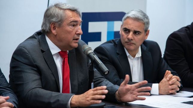 el massismo bonaerense vuelve a la cancha y afila un perfil mas opositor a vidal