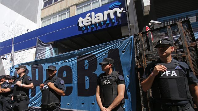 La Agencia de Noticias Télam continúa cerrada y la intervención oficial resolvió abrir retiros voluntarios para achicar la estructura.