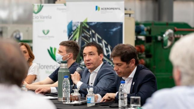 alpargatas reabre en varela con kicillof y watson