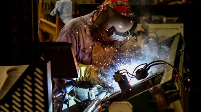 la economia no levanta: ¿pasaron cosas o el gobierno no acierta?