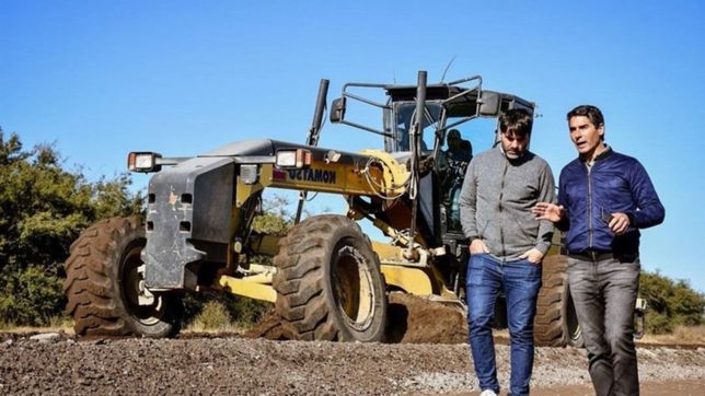 echarren junto con y zurieta recorrieron obras de vialidad en castelli