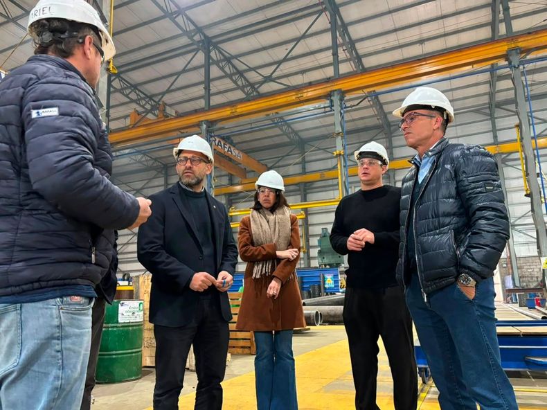 La cancillería de Maximiliano Pullaro: Santa Fe tiende puentes con San Juan y ofrece sus puertos a la minería