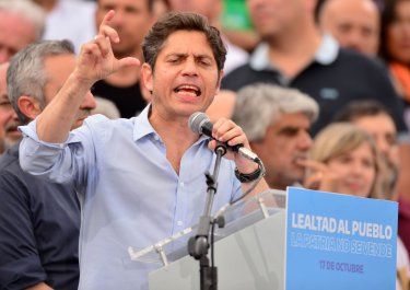 Axel Kicillof en Berisso, por el 17 de octubre.