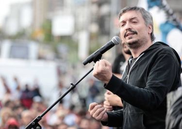 FMI: en asado XL, La Cámpora se llamó a silencio y pateó la definición de su voto