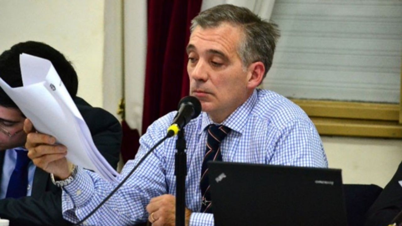 Con impulso transversal avanza el jury para el fiscal que procesó a Scioli