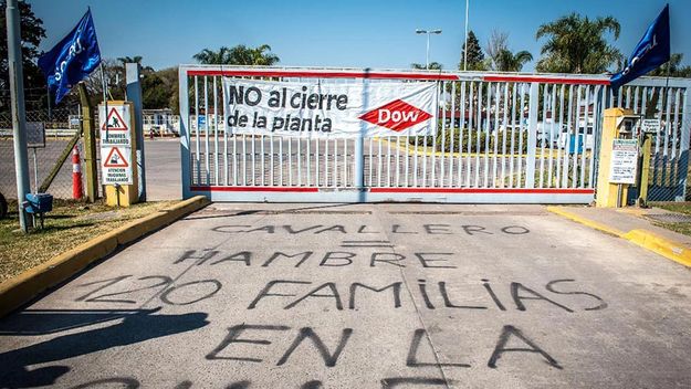 La planta de Dow Argentina en Santa Fe, hoy cerrada. // Foto: InfoGremiales.com.ar