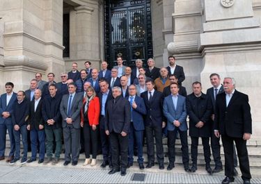 El chat de CEOs macristas le declara la guerra impositiva a los intendentes