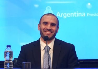 Guzmán entra en modo campaña y abre la billetera después del ajuste