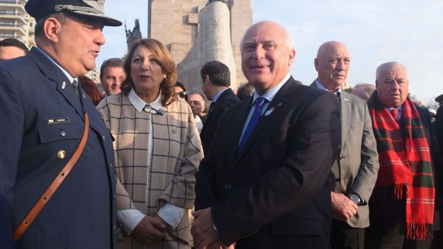 el socialismo, huerfano y sin opciones adentro